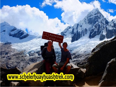 Alex Corbi & Margo en el Trek de Santa Cruz Llanganuco 2014